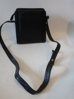Womens Pantera Black Leather Vintage Shoulder Bag
